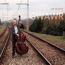 Gary Brunton : Gwawr