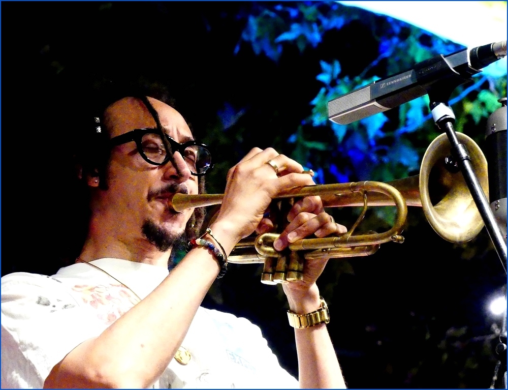 Theo Croker (trompette)